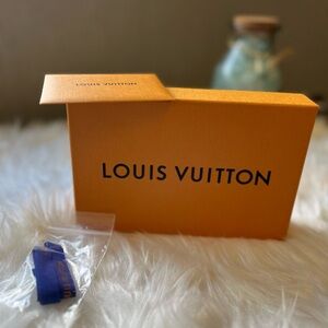 Louis Vuitton box/ dustbag only